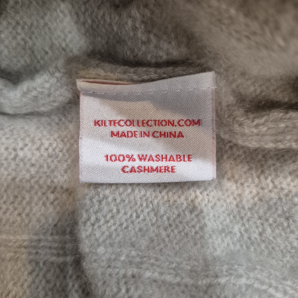 KILTE Cashmere Sweater, Size Small Like New - Picture 7 of 8